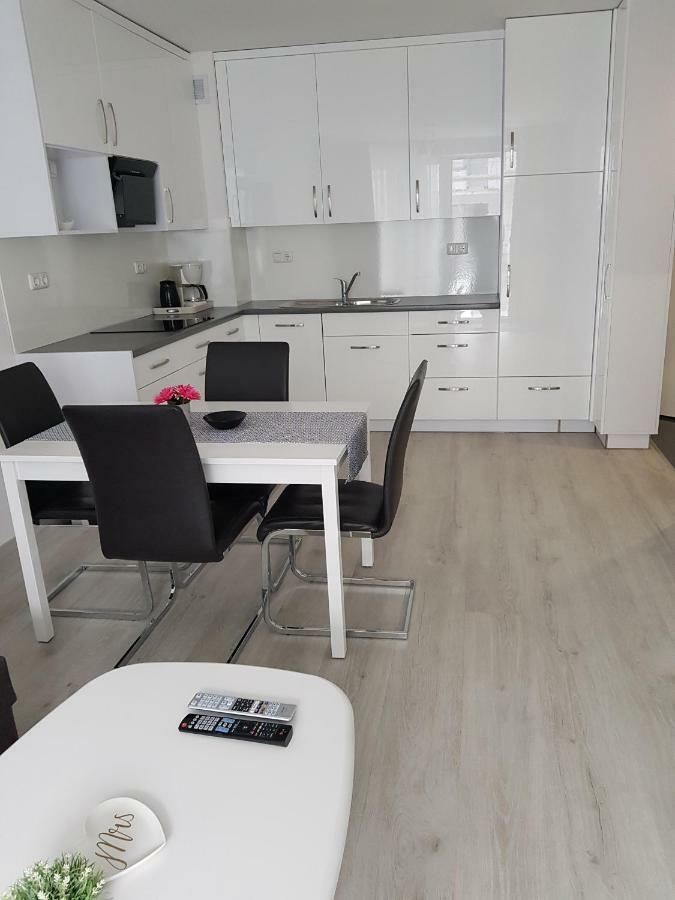 Apartamenty Blizej Morza Kasprowicza Kołobrzeg Buitenkant foto